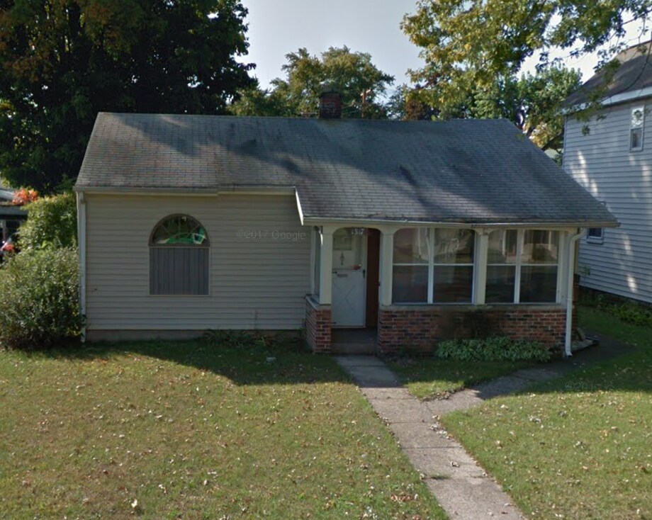 1817 Lincolnway E, Mishawaka, IN 46544 House Rental in Mishawaka, IN