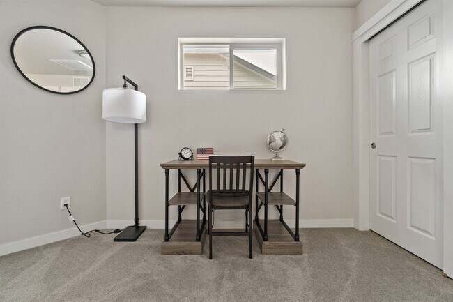 Foto del edificio - 2646 W Snyder St