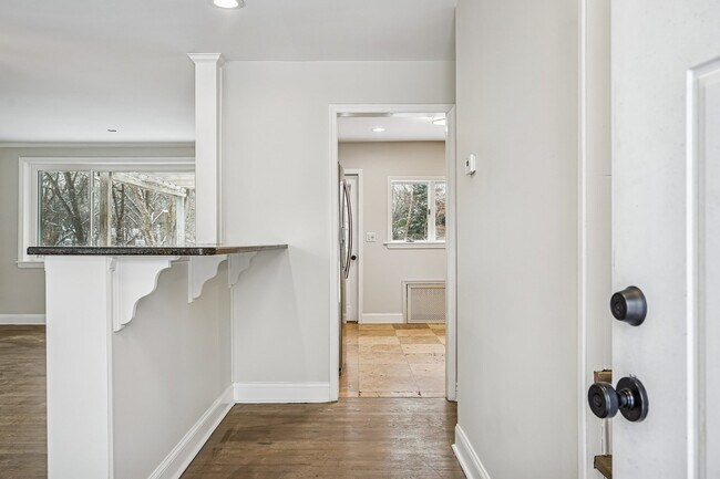 Foto del edificio - 68 Valley Rd