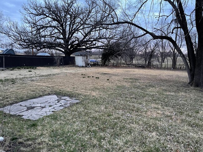 Foto del edificio - $775 - 2 bed 1 bath - Single Family Home