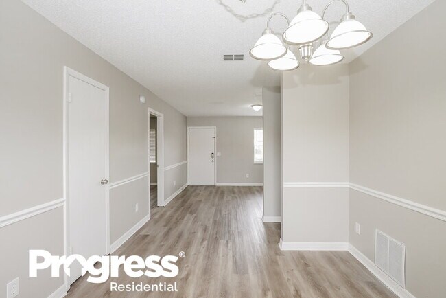 Foto del edificio - 8716 Sorrel Dr