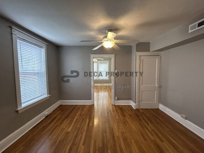 Building Photo - 6826 Waldemar Ave