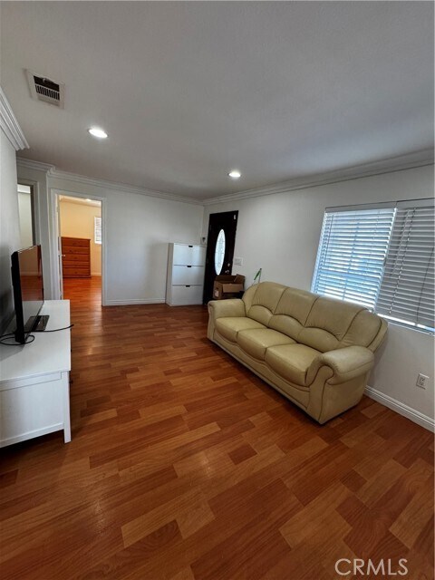 Foto del edificio - 4234 Center St