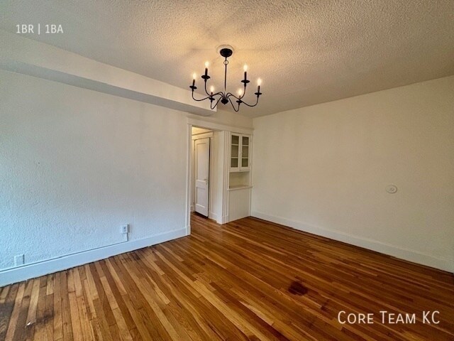 Foto del edificio - 1413 W 39th St