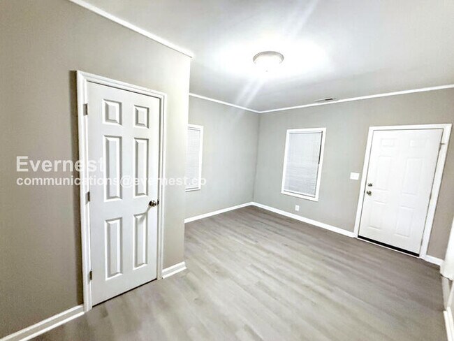 Foto del edificio - 3335 31st Pl N