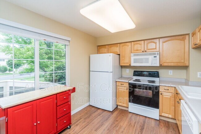 Building Photo - 6815 Antigua Dr