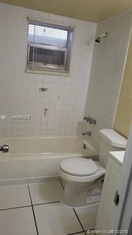 Foto del edificio - 653 NW 30th St