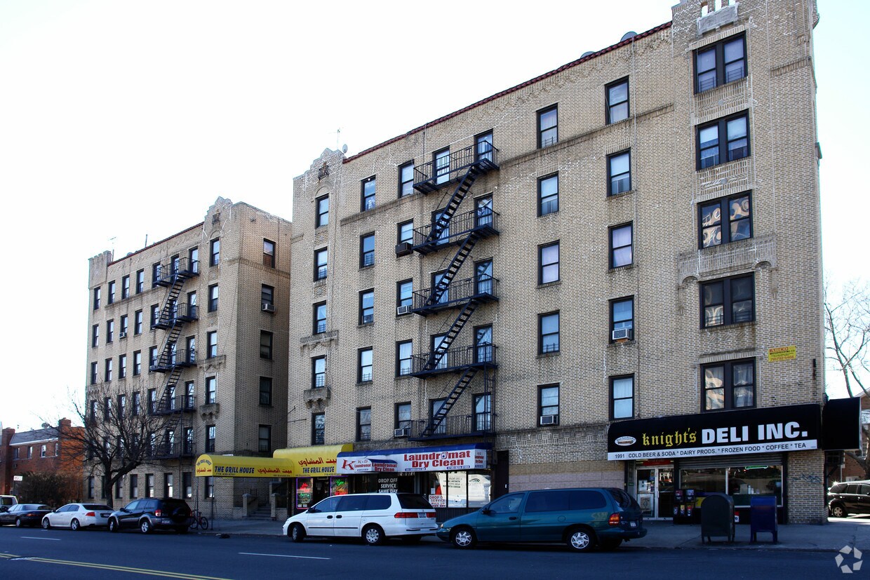 Foto principal - 1991 Bronxdale Ave