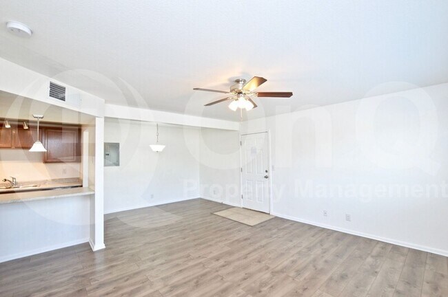 Foto del edificio - 424 W Brown Rd