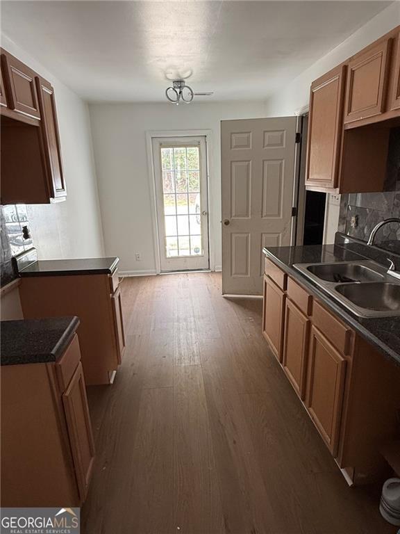 Foto del edificio - 7280 Oakley Ct