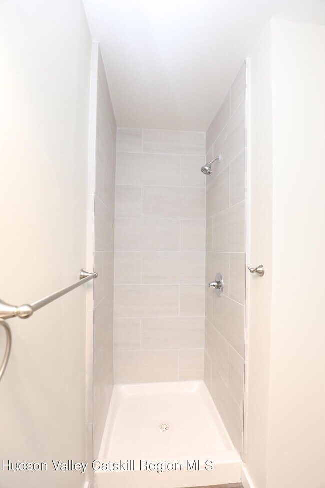 Foto del edificio - 14311 US-9W