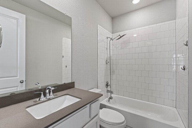 Building Photo - 706 Santa Elena Trail
