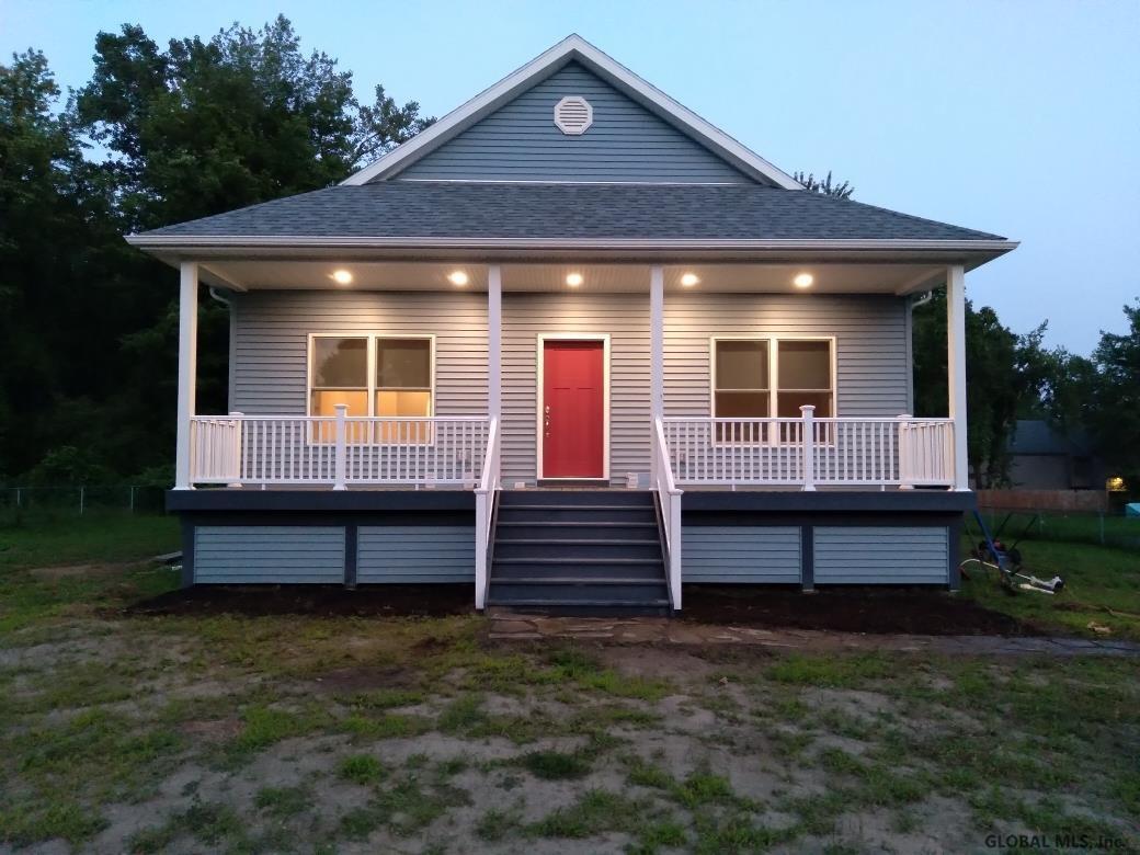Primary Photo - 490 Church Rd