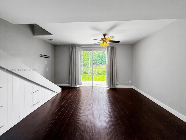 Building Photo - 1606 Veracruz Ln