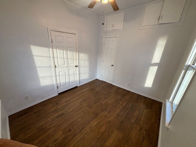 Foto del edificio - Cute 2 bed 1 bathroom home in Shawnee!