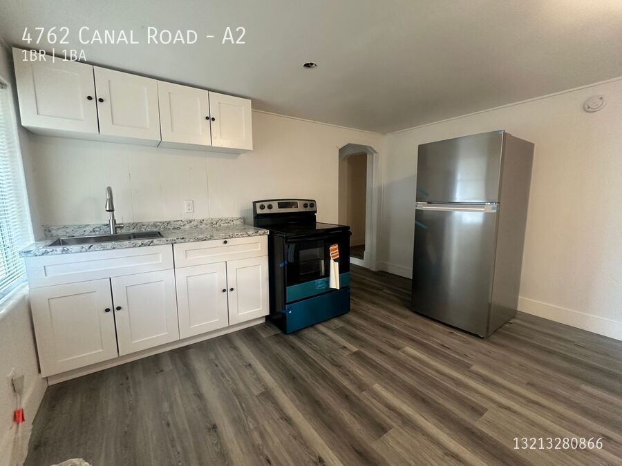 Photo - 4762 Canal Road-A2