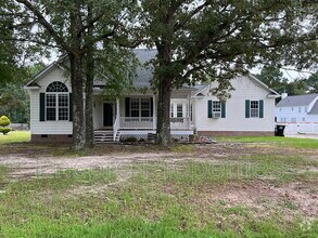 Building Photo - 1008 Elmsleigh Way