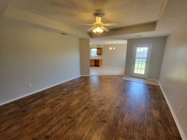 Foto del edificio - 1010 S Liberty Dr