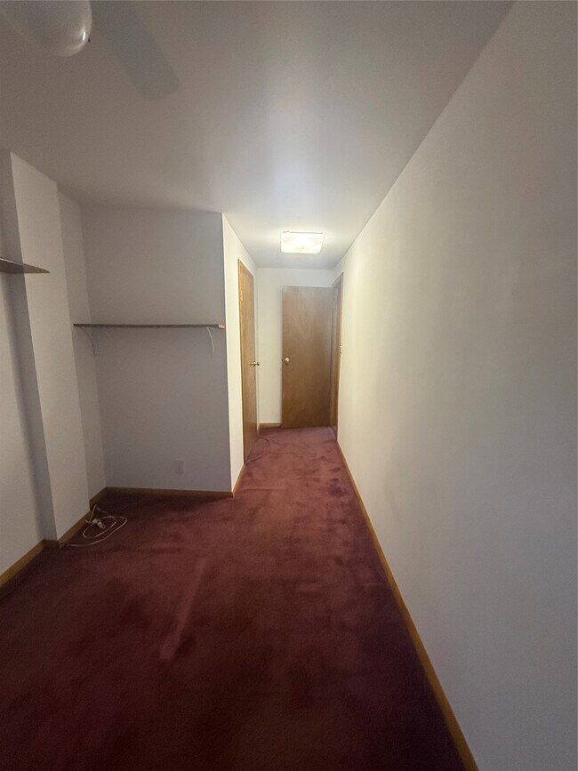 Foto del edificio - 1068 Glenwood Rd