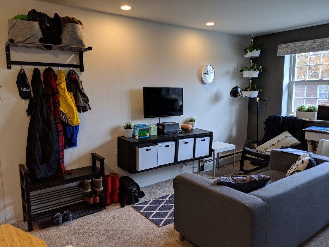 Foto principal - 584 Harley Dr