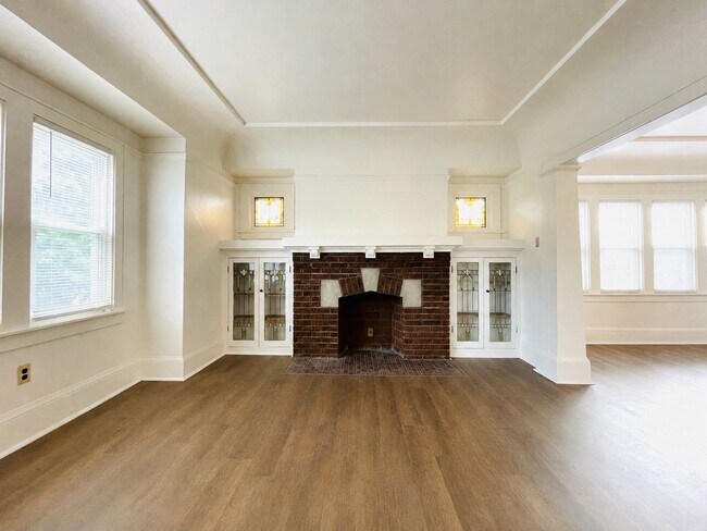 Foto del edificio - 2357 N 59th St