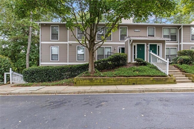 Foto del edificio - 401 Wynnes Ridge Cir SE