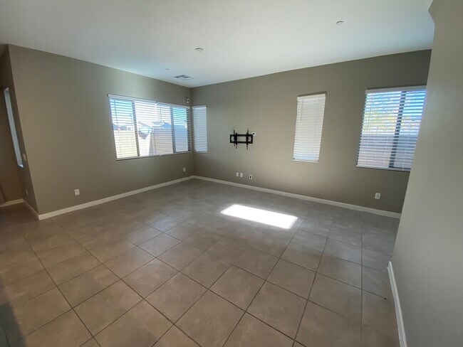 Foto del edificio - 3192 Timorasso Ave