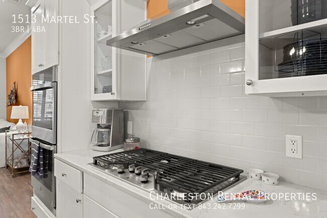 Building Photo - 1513 Martel St