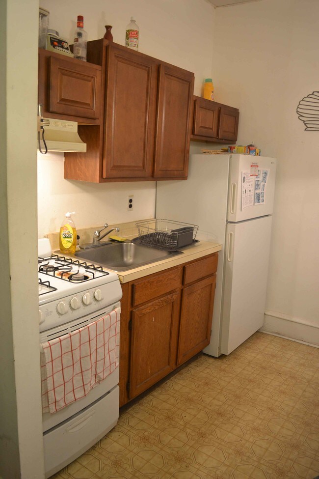 Foto del edificio - 4217 Baltimore Ave