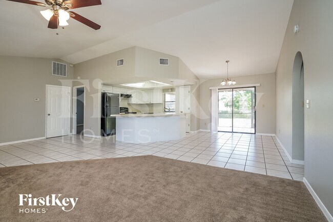 Foto del edificio - 3325 SW 6th Ave