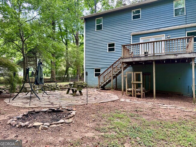 Building Photo - 197 Rock Garden Terrace N W