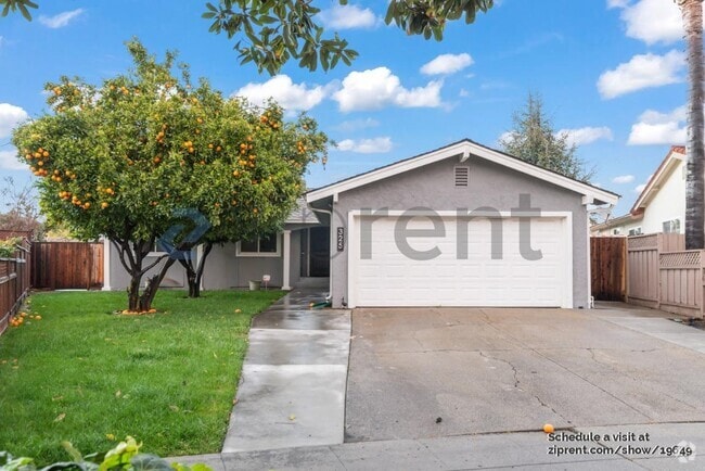 Building Photo - 325 Copco Ln