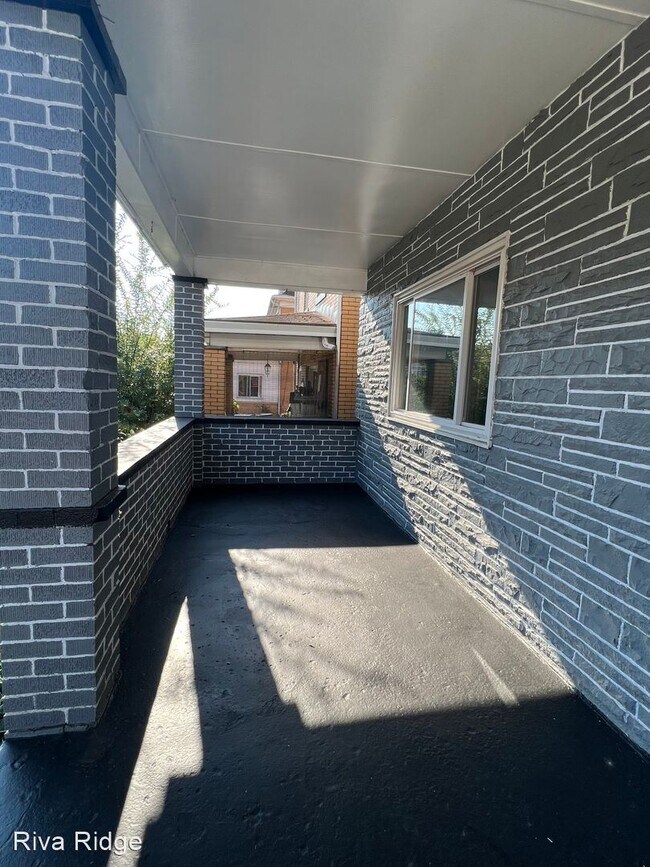 Building Photo - 3 br, 1.5 bath House - 831 Woodward Avenue