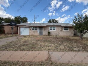 Building Photo - 3004 Weston St