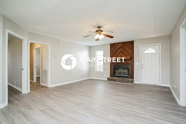 Building Photo - 600 Arbor Ct