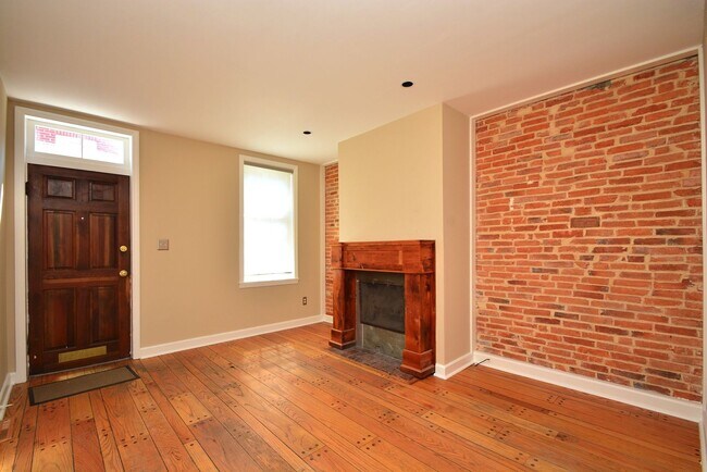 Foto del edificio - Downtown Federal Hill Location, historic 2...