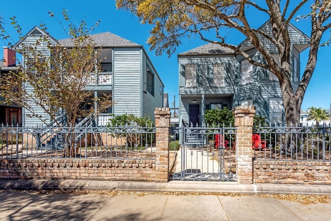 Building Photo - Galveston