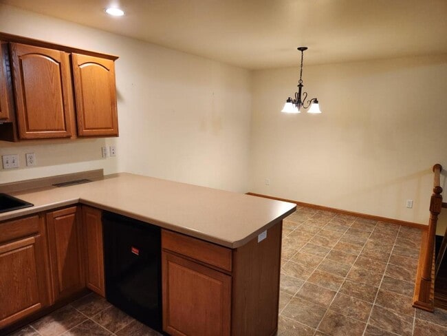 Foto del edificio - 336 Woodridge Pl