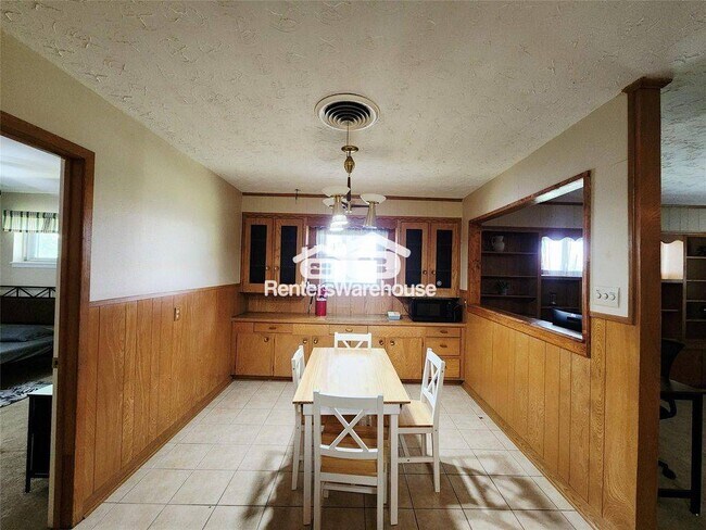 Foto del edificio - 1702 Ivie Lee St