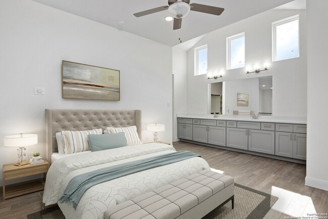 Foto del edificio - 155 N Rip Ford Rd