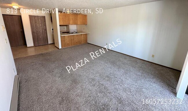 Foto del edificio - 307 11th Ave NW