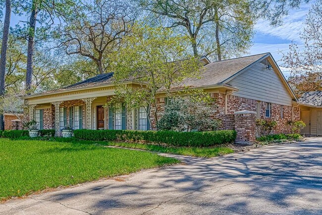 Foto del edificio - 12419 Huntingwick Dr