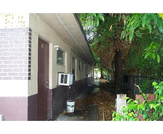 Building Photo - 1131 NW 5th St