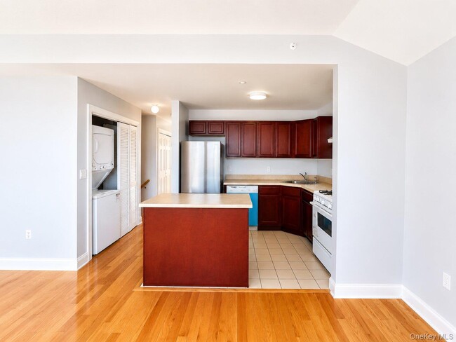 Building Photo - 113 Lighthouse Ct