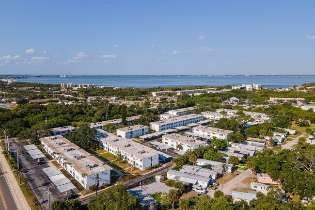8401 N Atlantic Ave Cabo Cañaveral, FL 32920 - Atlantic Gardens Condominiums
