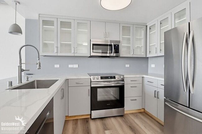 Building Photo - Bright and Open 1Bdm 1Ba Modern Condo in Downtown San Diego’s Smart Corner Community.