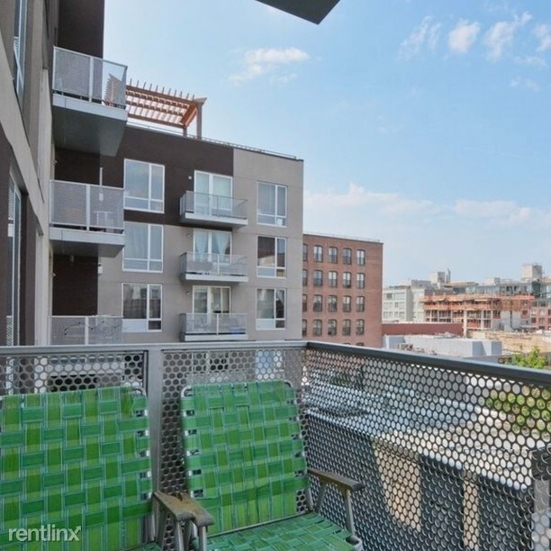 Building Photo - 205 N 9th St