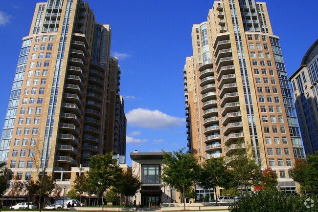 Building Photo - 11990 Market St