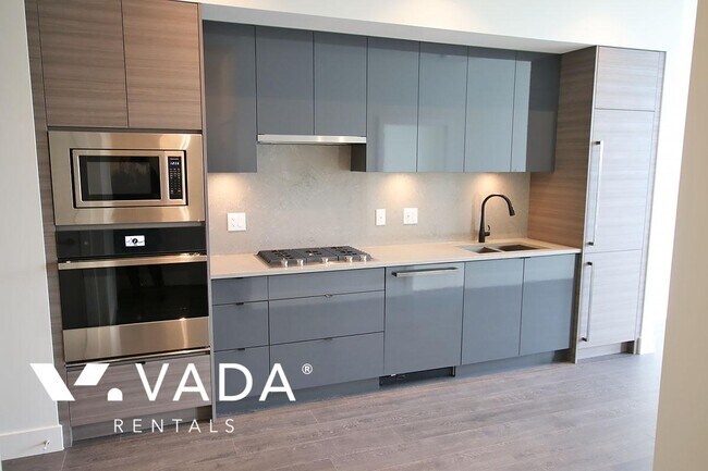 Building Photo - Mode 1 Bed Apartment Rental 618-3438 Sawmi...