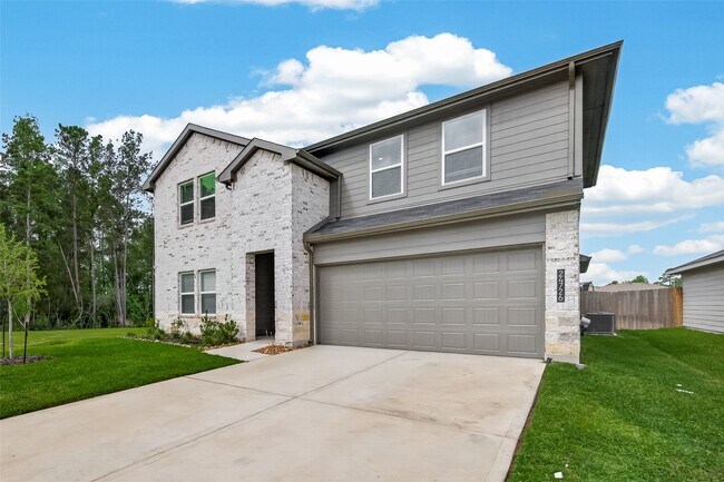 Building Photo - 24726 Cedar Ln